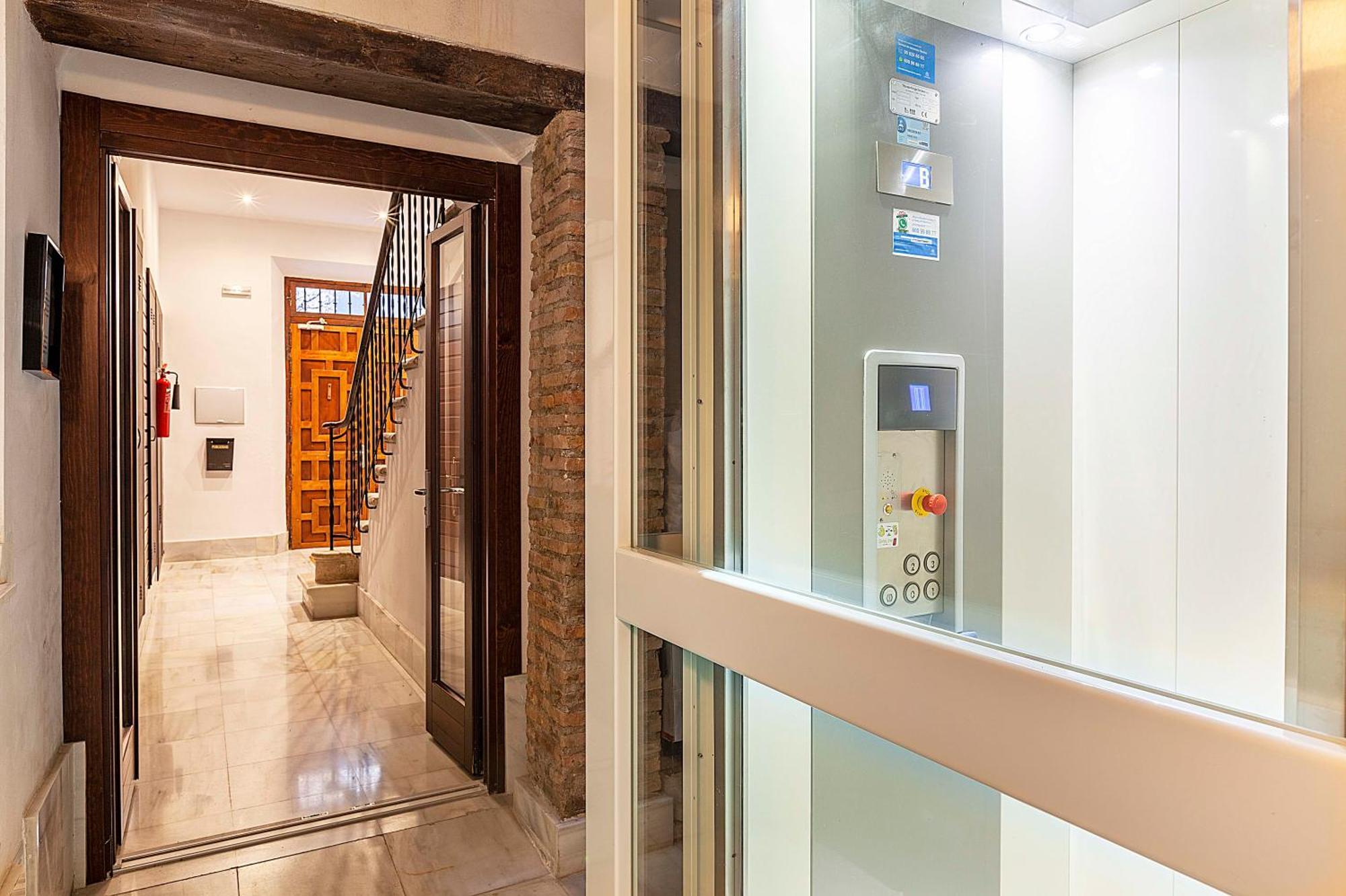 Molinos Apartments City Centre グラナダ エクステリア 写真